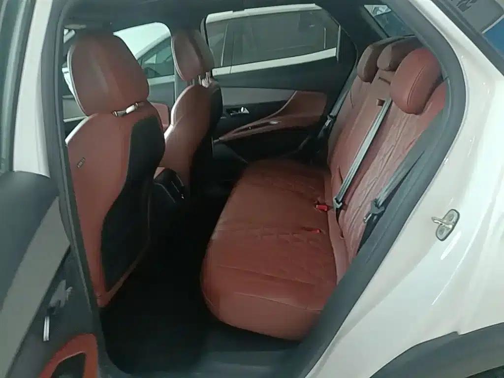 Peugeot 4008 2017 380THP Luxury GT Edition — миниатюра 17