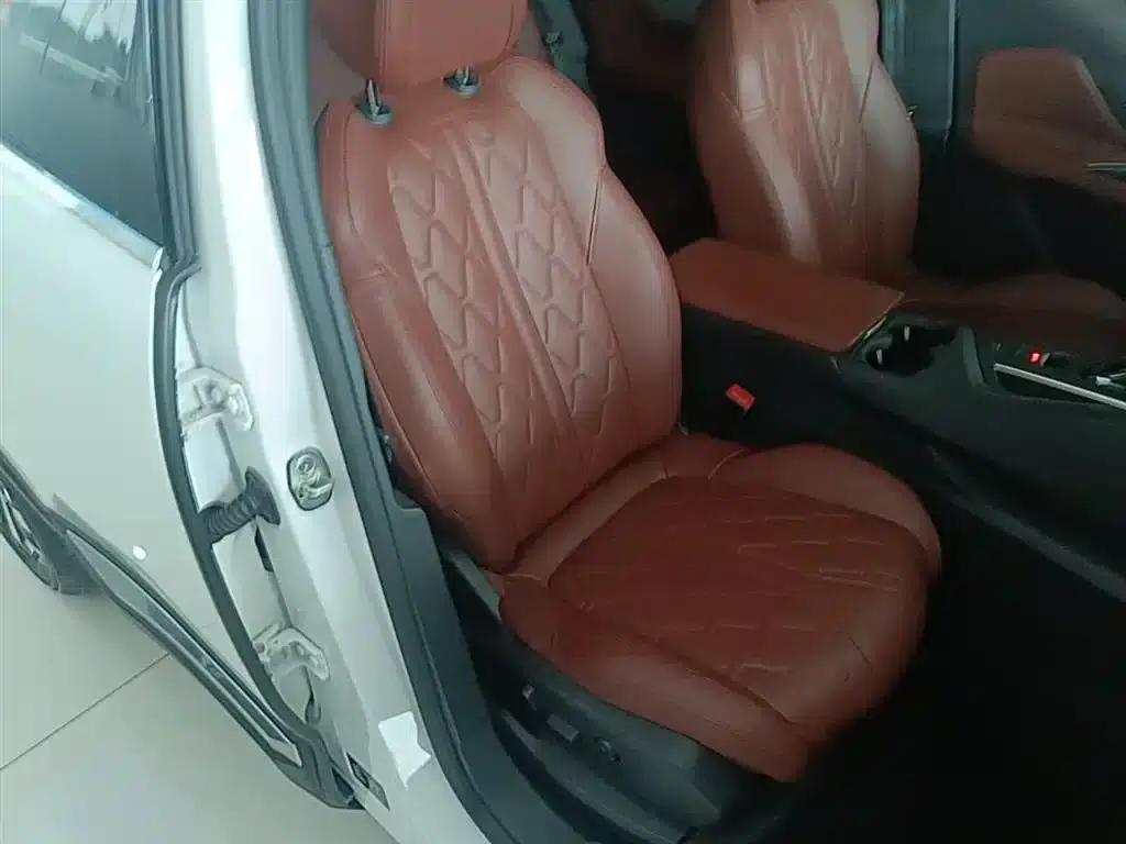Peugeot 4008 2017 380THP Luxury GT Edition — миниатюра 25
