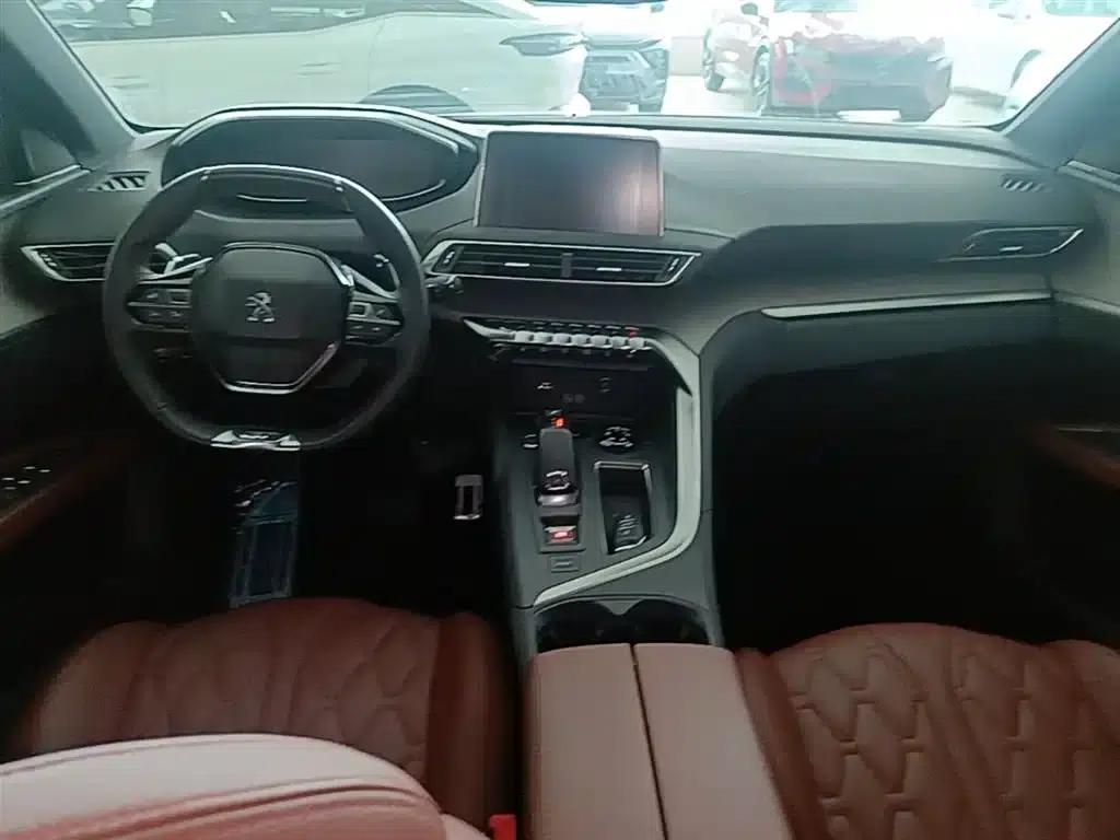 Peugeot 4008 2017 380THP Luxury GT Edition — миниатюра 10
