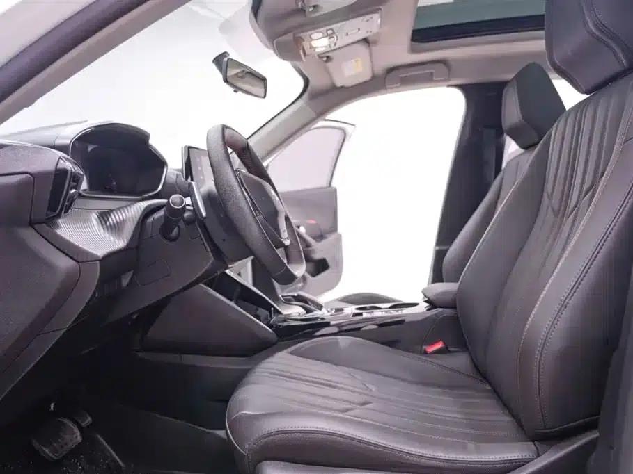 Peugeot 2008 2022 230THP THE ONE — миниатюра 18