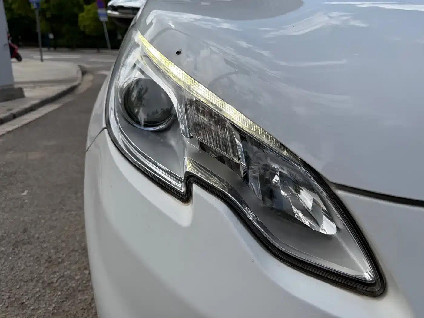 Peugeot 2008 2014 Model 1.6L Automatic Navigation Edition — миниатюра 26