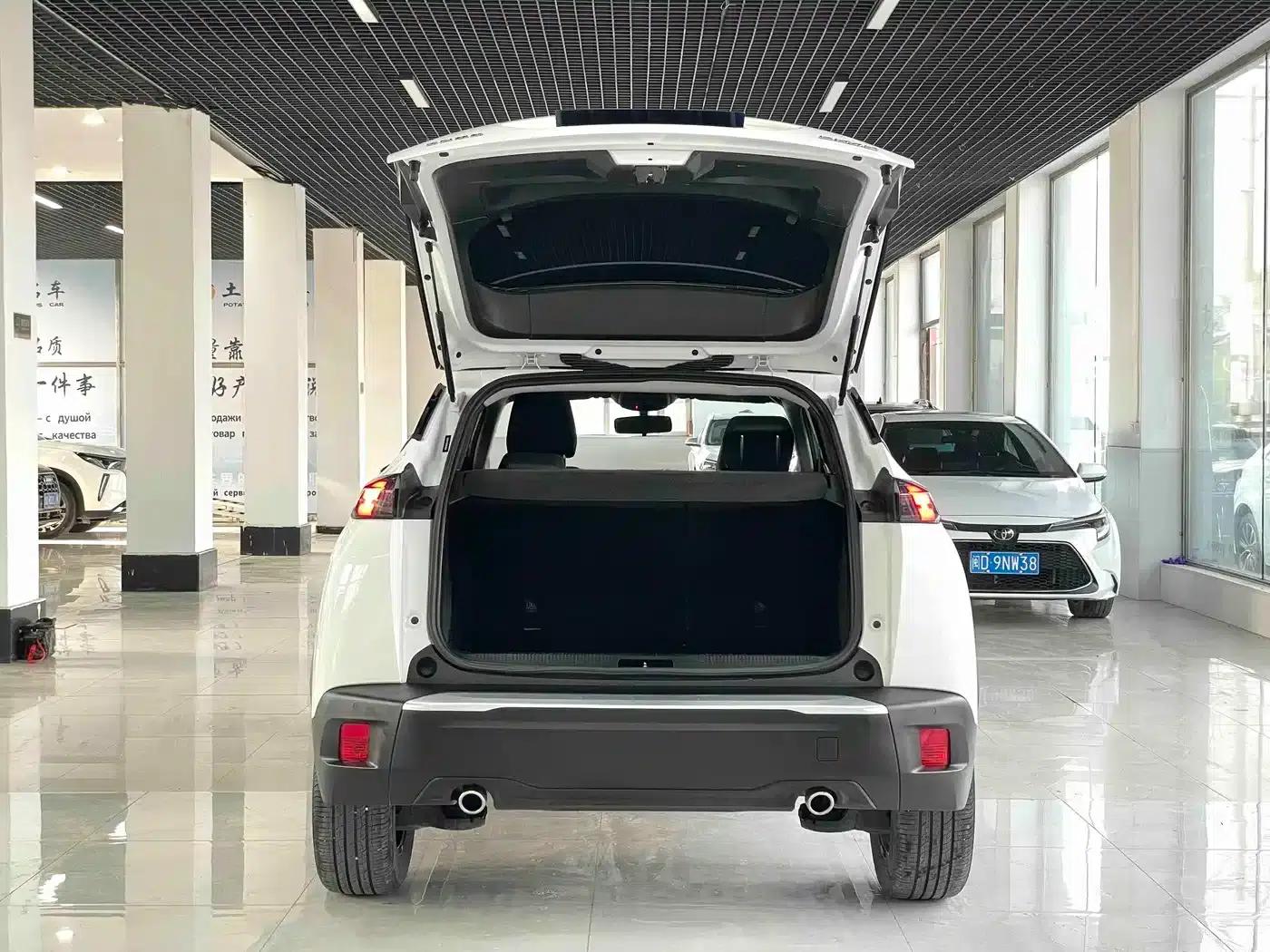 Peugeot 2008 2022 230THP THE ONE — миниатюра 16
