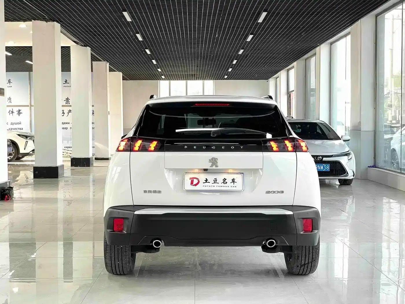 Peugeot 2008 2022 230THP THE ONE — миниатюра 5