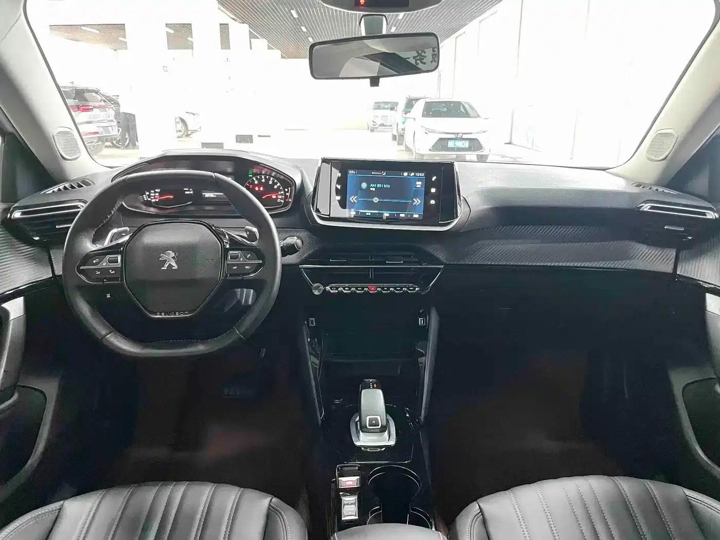 Peugeot 2008 2022 230THP THE ONE — миниатюра 9