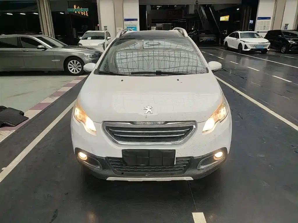 Peugeot 2008 2014 Model 1.6L Automatic Fashion Edition — миниатюра 3
