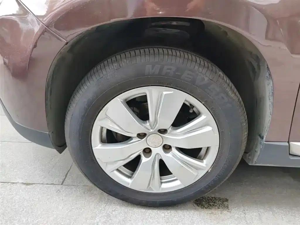 Peugeot 2008 2014 Model 1.6L Automatic Fashion Edition — миниатюра 23