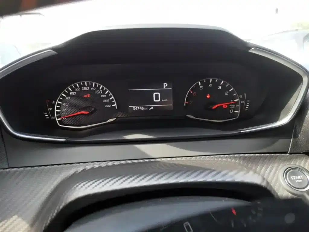Peugeot 2008 2022 230THP THE ONE — миниатюра 18