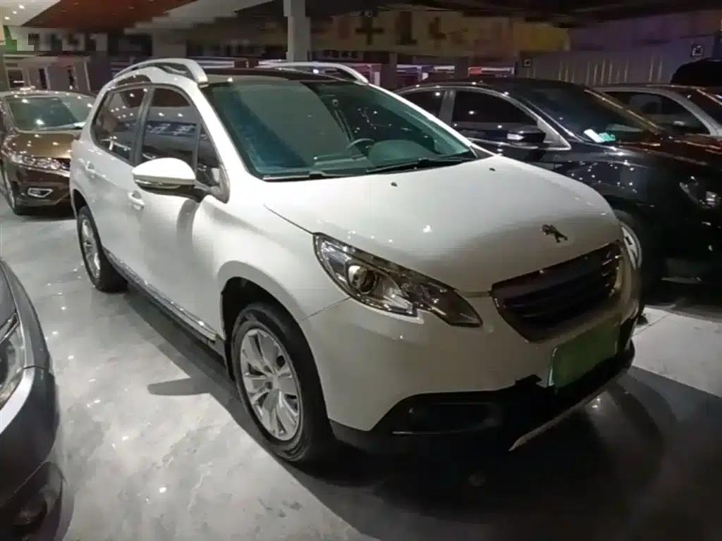 Peugeot 2008 2014 Model 1.6L Automatic Fashion Edition — миниатюра 4