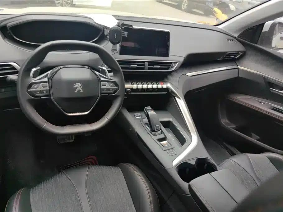 Peugeot 5008 2017 350THP 7-seater Elite Edition — миниатюра 12