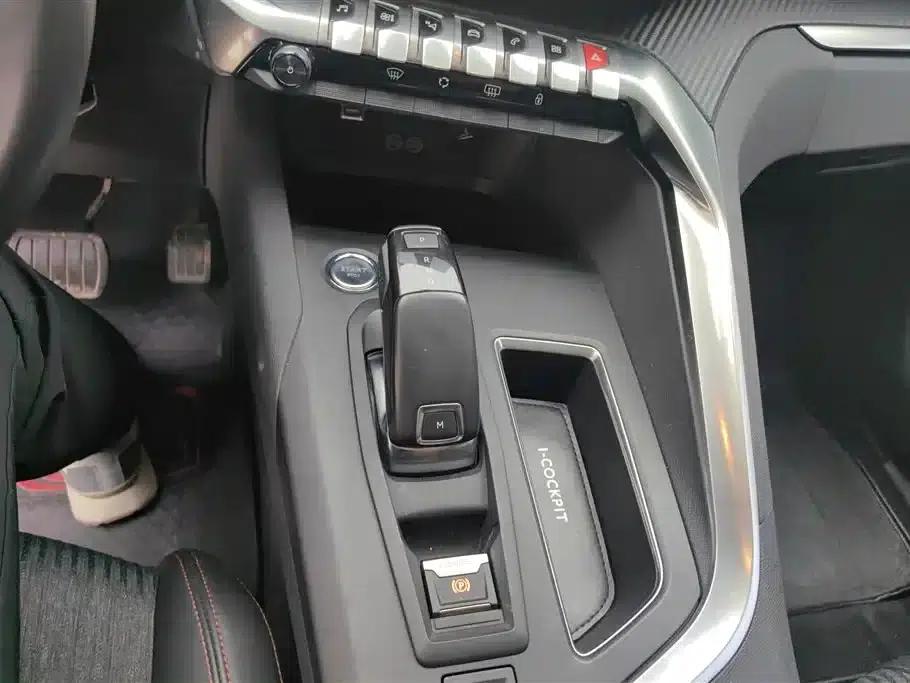 Peugeot 5008 2017 350THP 7-seater Elite Edition — миниатюра 16