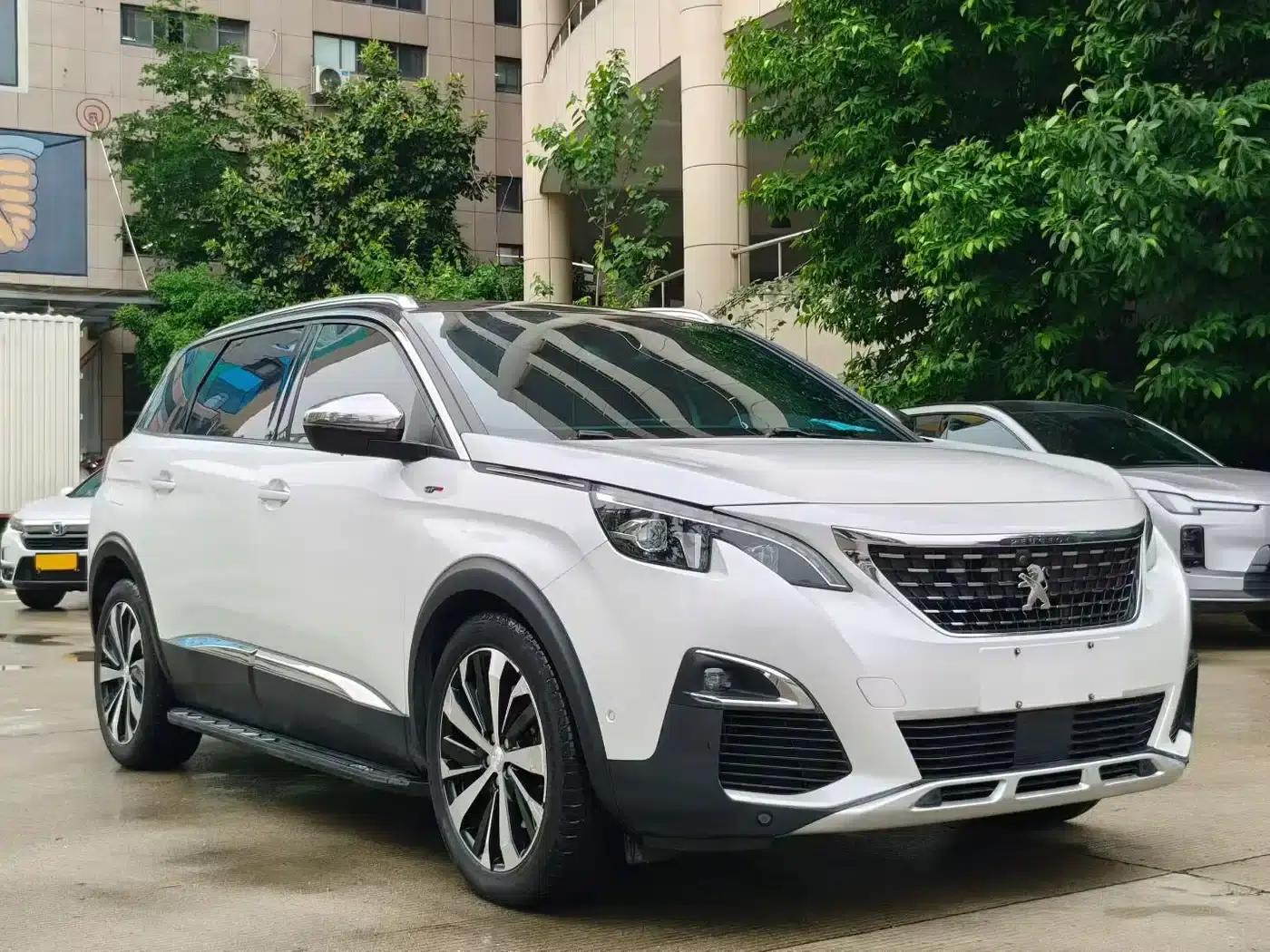 Peugeot 5008 2017 380THP 7-seater Luxury GT Edition — миниатюра 3