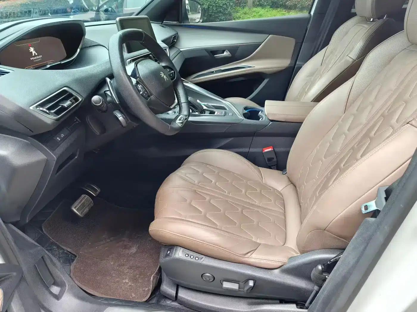 Peugeot 5008 2017 380THP 7-seater Luxury GT Edition — миниатюра 4