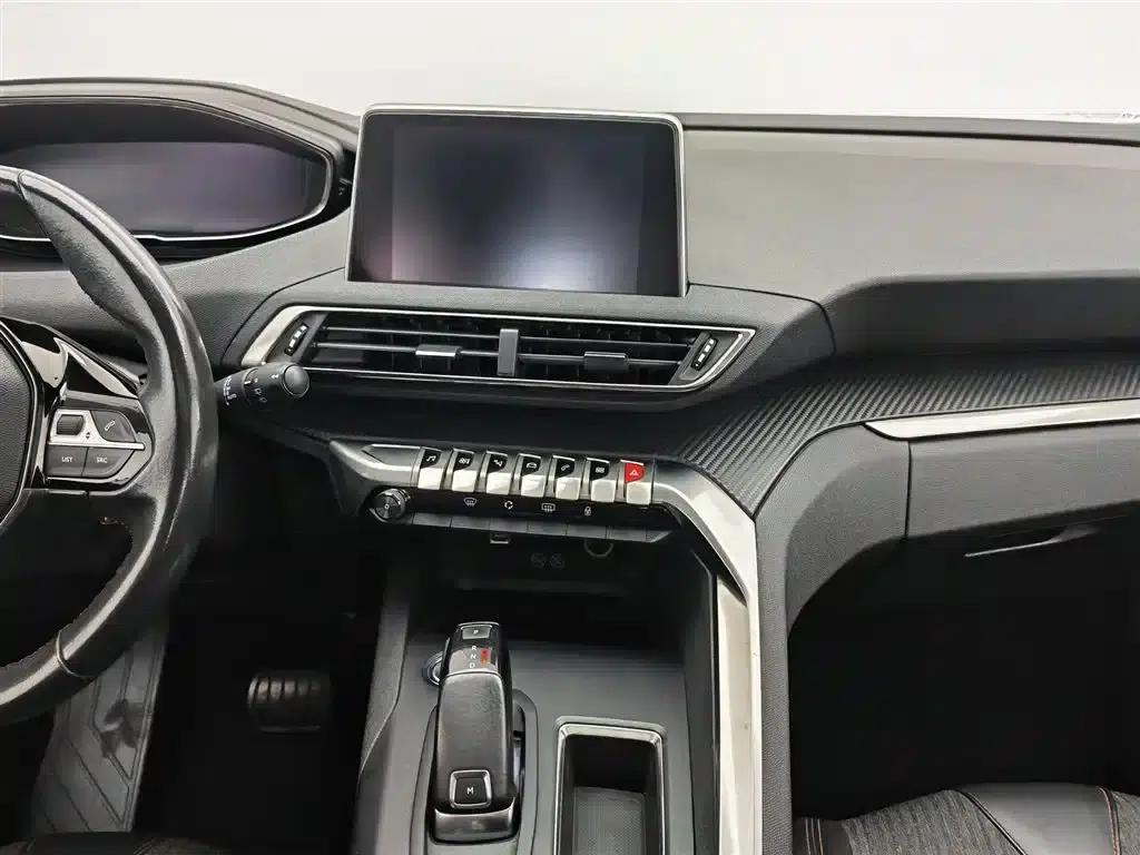Peugeot 5008 2017 380THP 7-seater Elite Edition — миниатюра 12