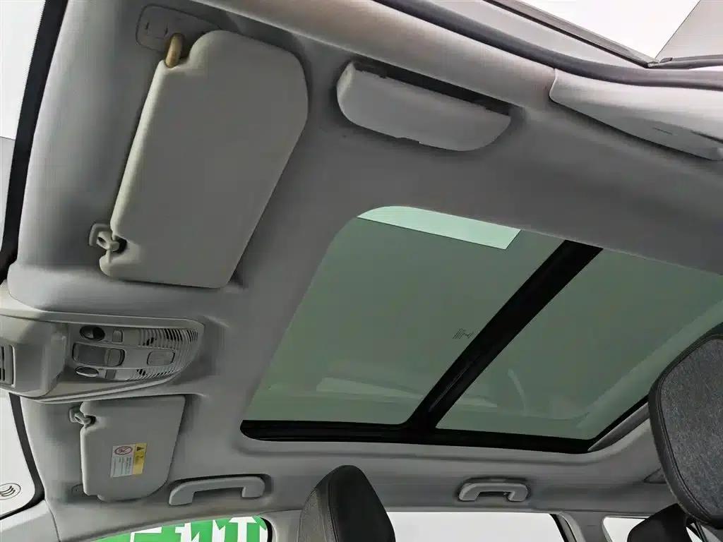 Peugeot 5008 2017 380THP 7-seater Elite Edition — миниатюра 14