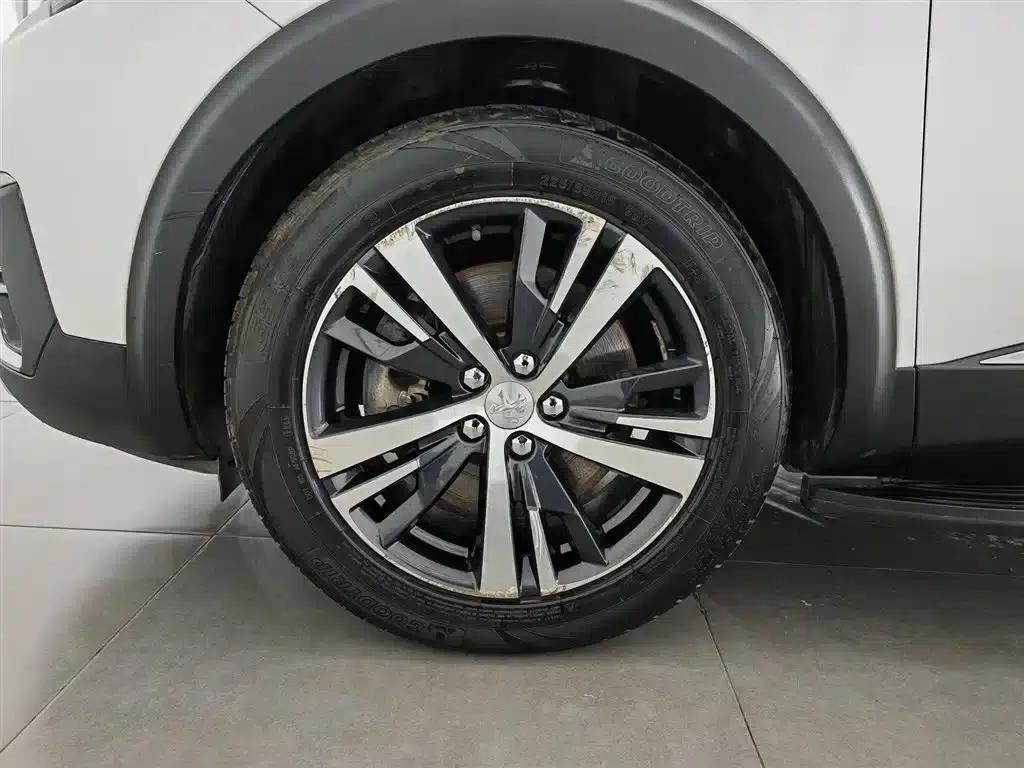 Peugeot 5008 2017 380THP 7-seater Elite Edition — миниатюра 17