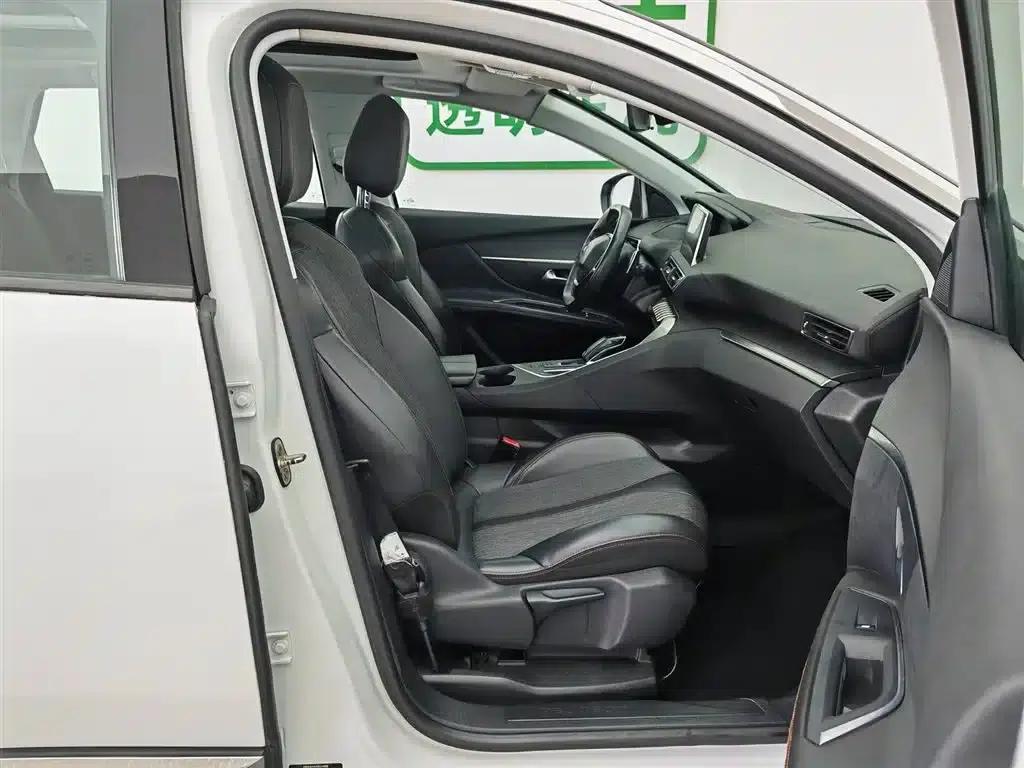 Peugeot 5008 2017 380THP 7-seater Elite Edition — миниатюра 23