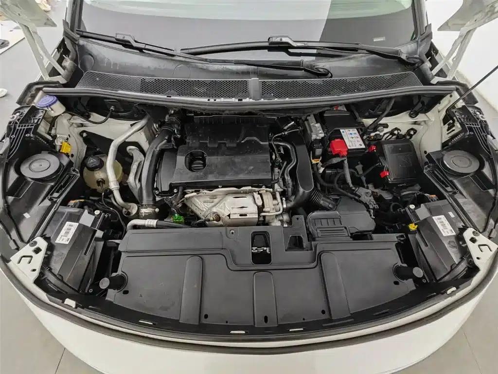 Peugeot 5008 2017 380THP 7-seater Elite Edition — миниатюра 6