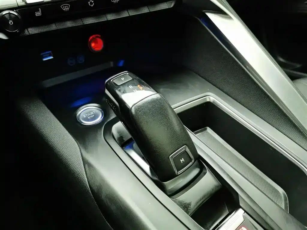 Peugeot 5008 2017 380THP 7-seater Unlimited Edition — миниатюра 13