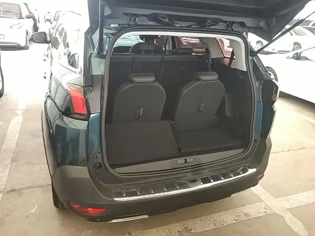 Peugeot 5008 2017 380THP 7-seater Elite Edition — миниатюра 19