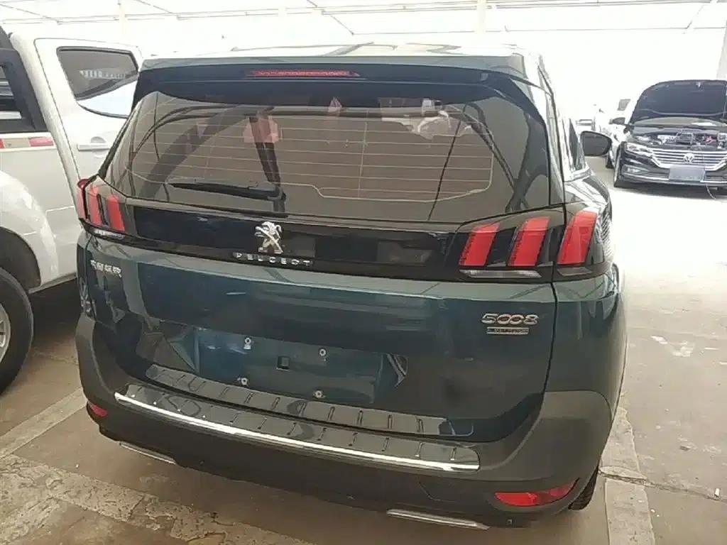 Peugeot 5008 2017 380THP 7-seater Elite Edition — миниатюра 6
