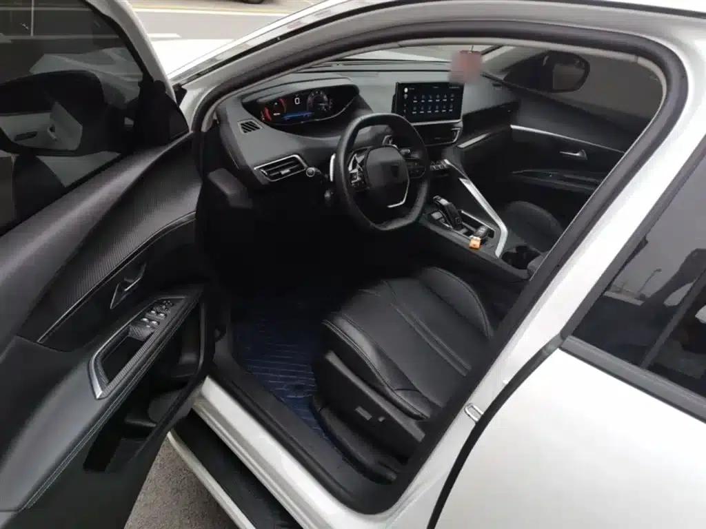 Peugeot 5008 2023 400THP True Love Edition 5-seater — миниатюра 16
