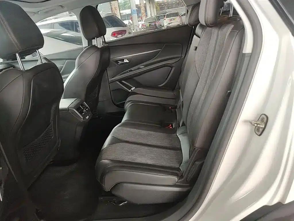 Peugeot 5008 2017 380THP 5-seater Elite Edition — миниатюра 17