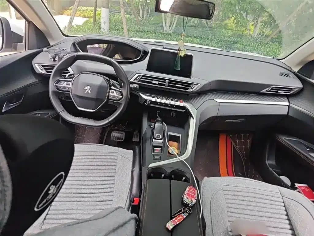 Peugeot 5008 2019 350THP 7-seater Elite Edition — миниатюра 13