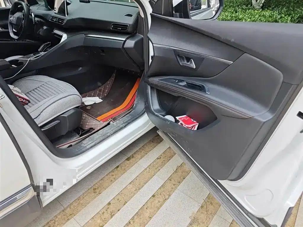 Peugeot 5008 2019 350THP 7-seater Elite Edition — миниатюра 20