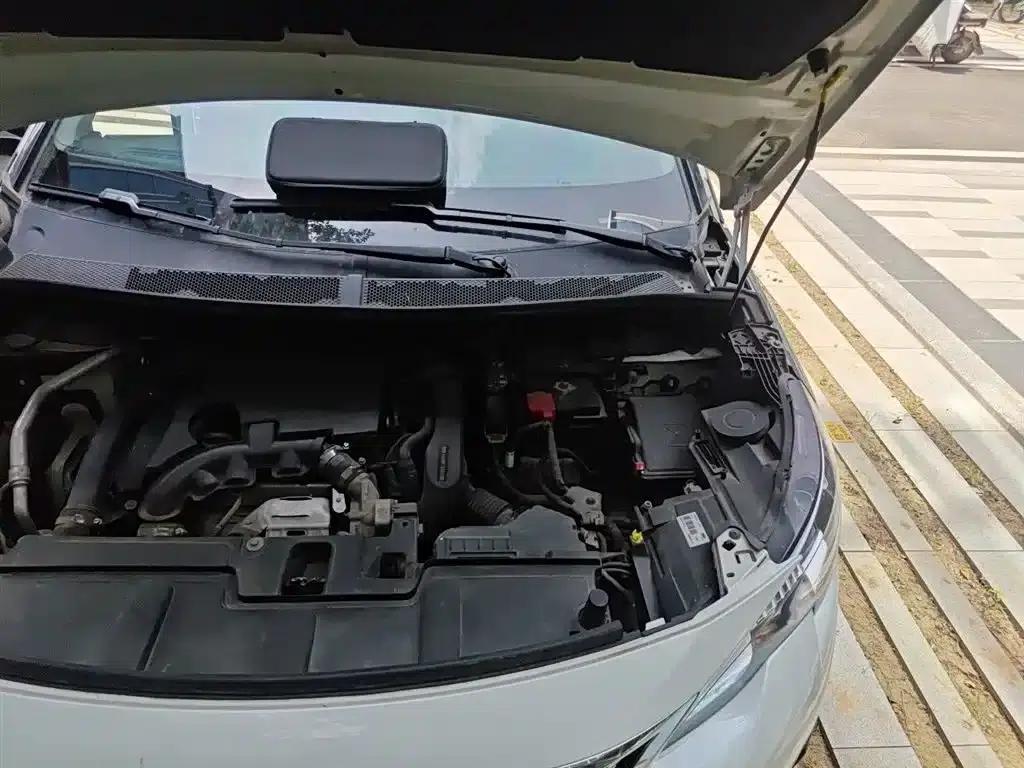 Peugeot 5008 2019 350THP 7-seater Elite Edition — миниатюра 22