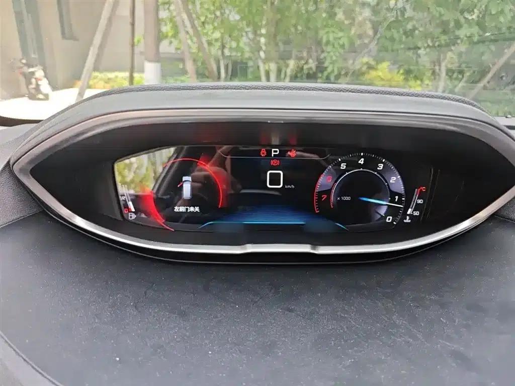 Peugeot 5008 2019 350THP 7-seater Elite Edition — миниатюра 4