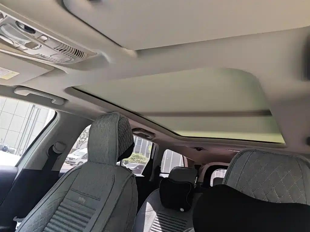 Peugeot 5008 2019 350THP 7-seater Elite Edition — миниатюра 9