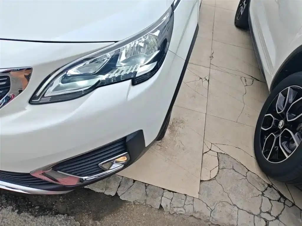 Peugeot 5008 2017 380THP 7-seater Unlimited Edition — миниатюра 24