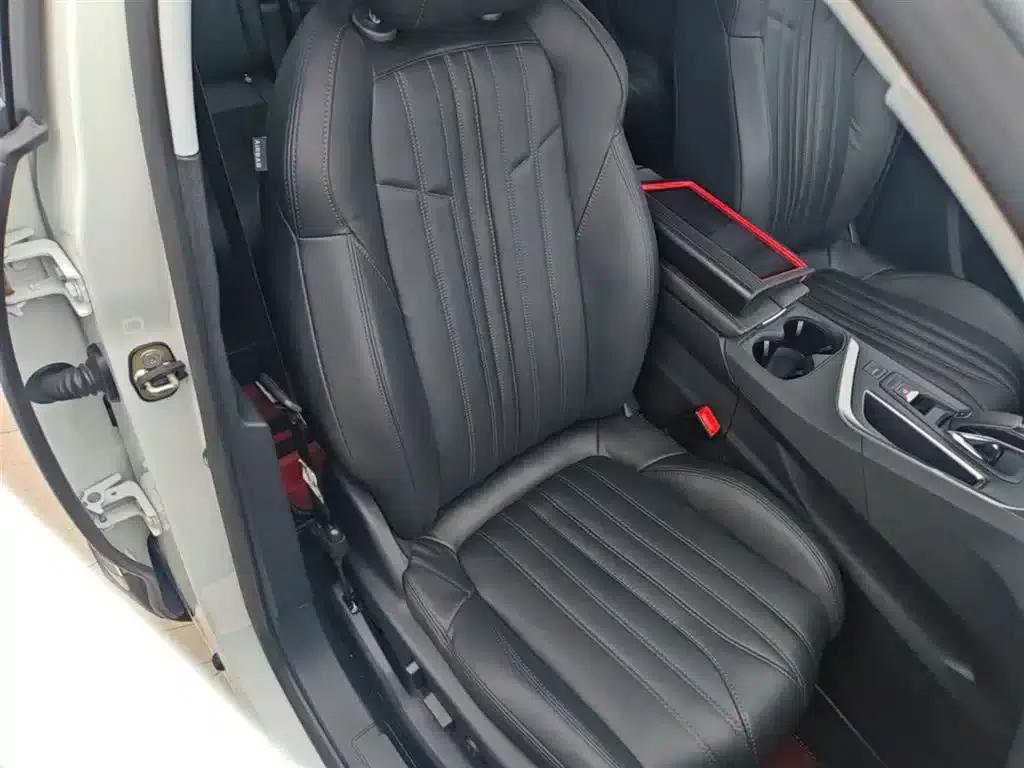 Peugeot 5008 2017 380THP 7-seater Unlimited Edition — миниатюра 25