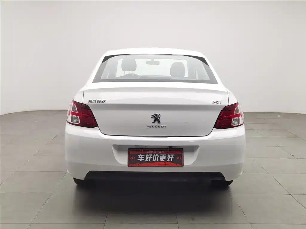 Peugeot 301 2016 1.6L Manual Comfort Edition — миниатюра 4