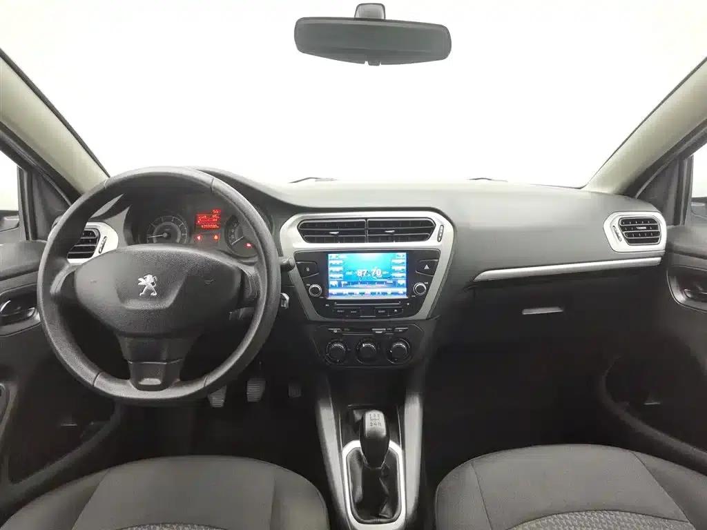 Peugeot 301 2016 1.6L Manual Comfort Edition — миниатюра 5