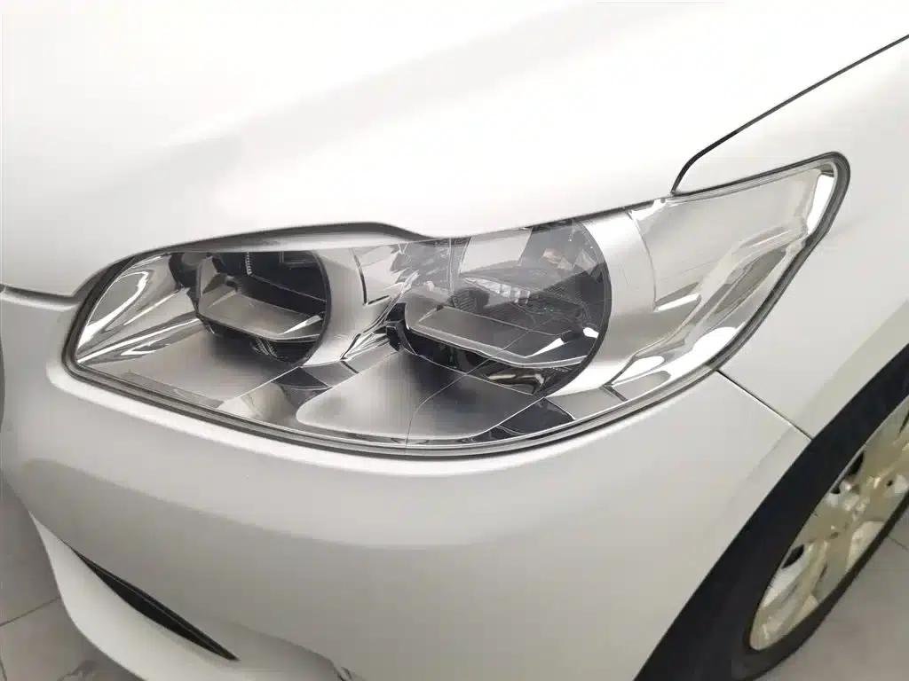 Peugeot 301 2016 1.6L Manual Comfort Edition — миниатюра 7