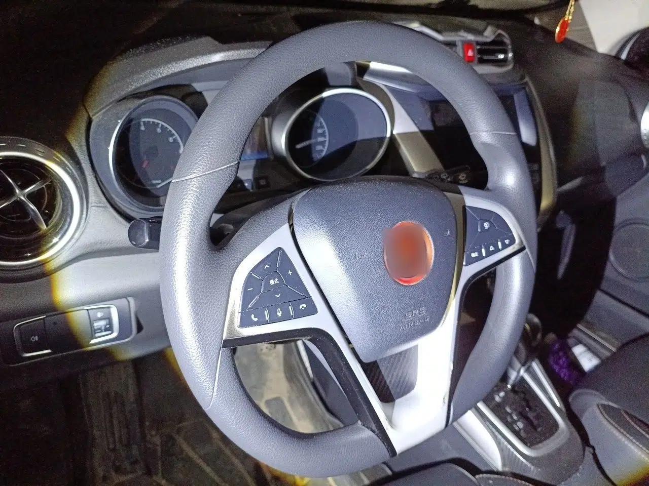 BYD Yuan 2017 1.5L Automatic Cool & Connected Model — миниатюра 7