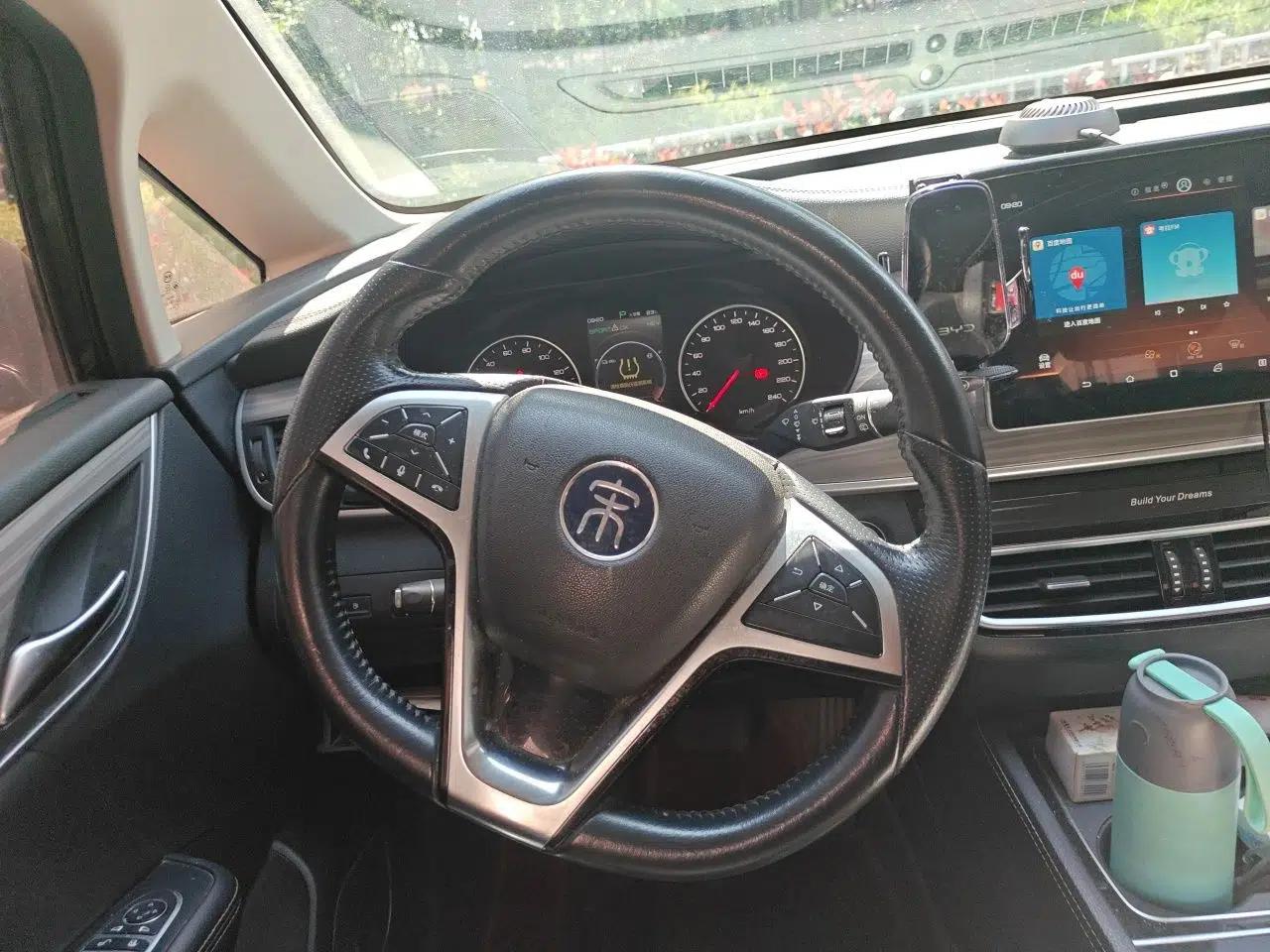 BYD Song MAX New Energy 2019 DM 1.5T Smart Connect Advanced 6-Seater China VI Standard — миниатюра 11