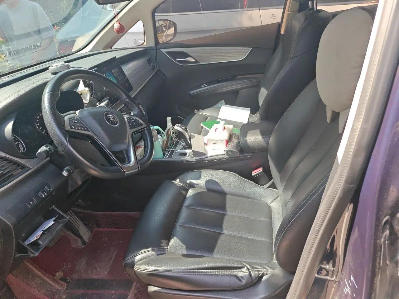 BYD Song MAX New Energy 2019 DM 1.5T Smart Connect Advanced 6-Seater China VI Standard — миниатюра 16