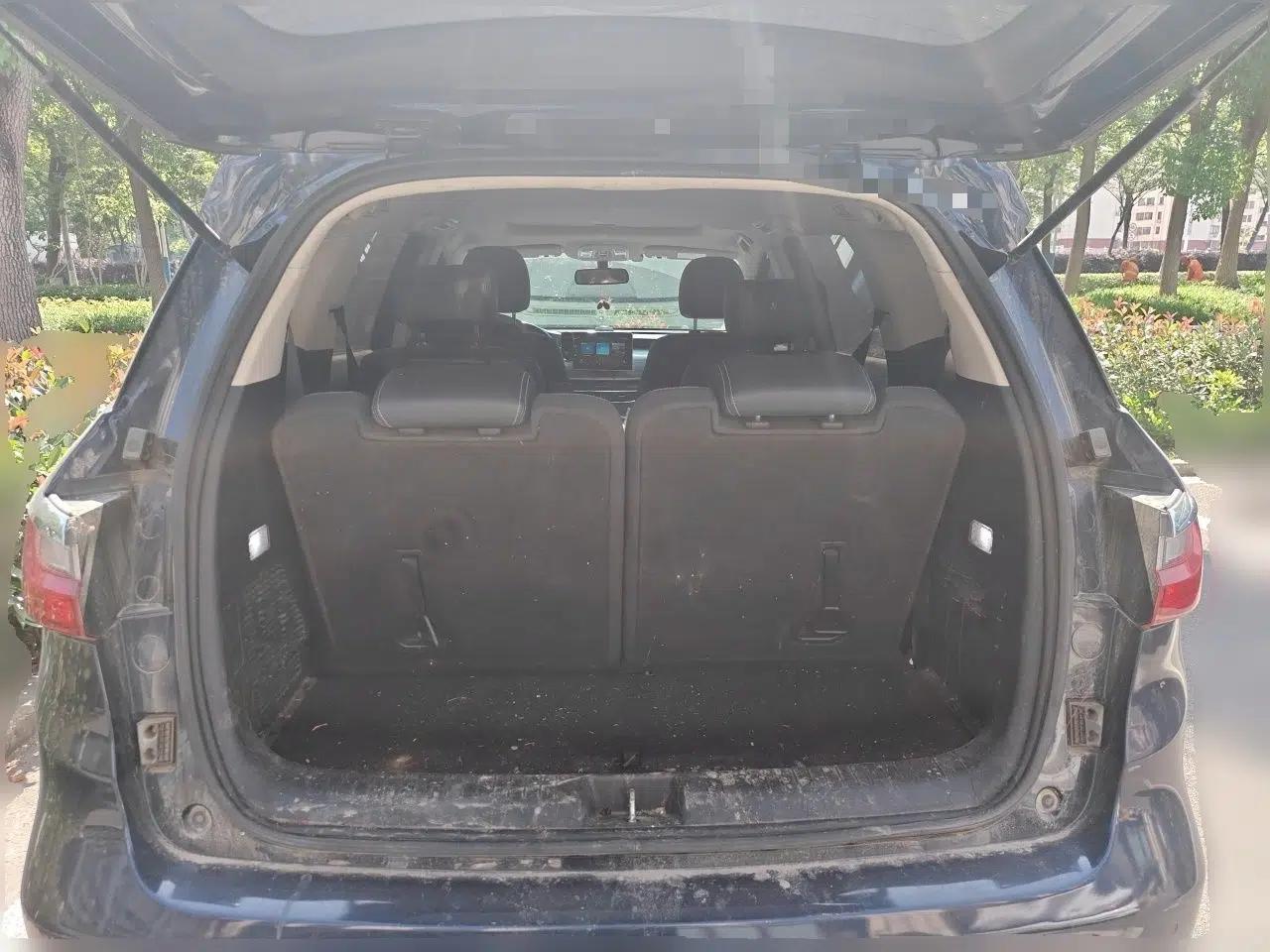 BYD Song MAX New Energy 2019 DM 1.5T Smart Connect Advanced 6-Seater China VI Standard — миниатюра 20
