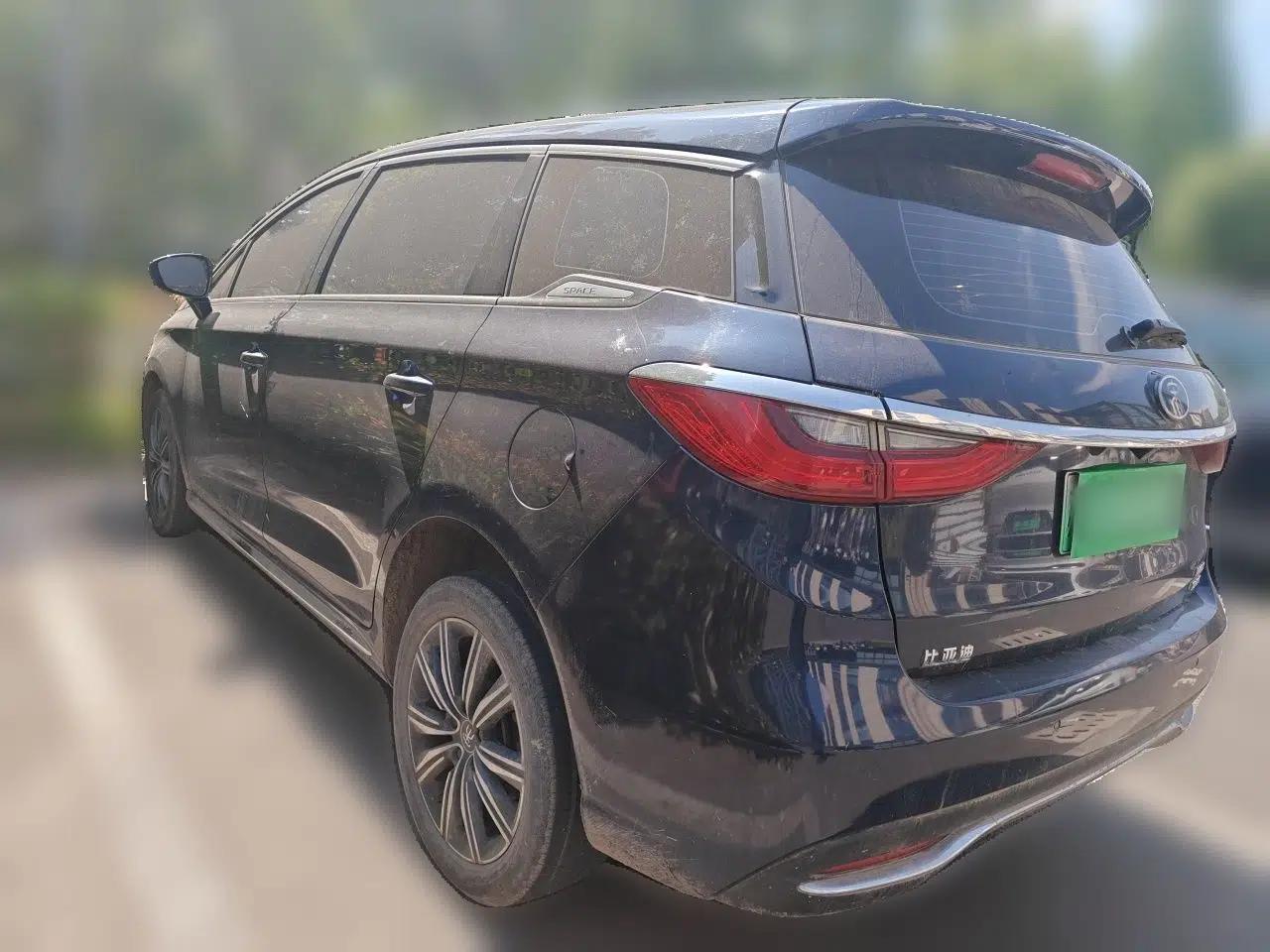 BYD Song MAX New Energy 2019 DM 1.5T Smart Connect Advanced 6-Seater China VI Standard — миниатюра 4