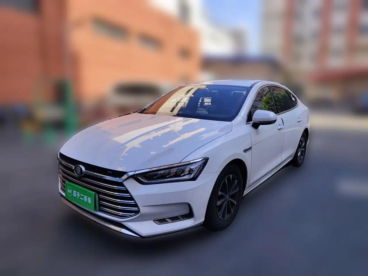 BYD Qin Pro New Energy 2019 DM Super Edition 1.5TI Automatic Smart Connect X-Trail Model China VI Standard — миниатюра 1