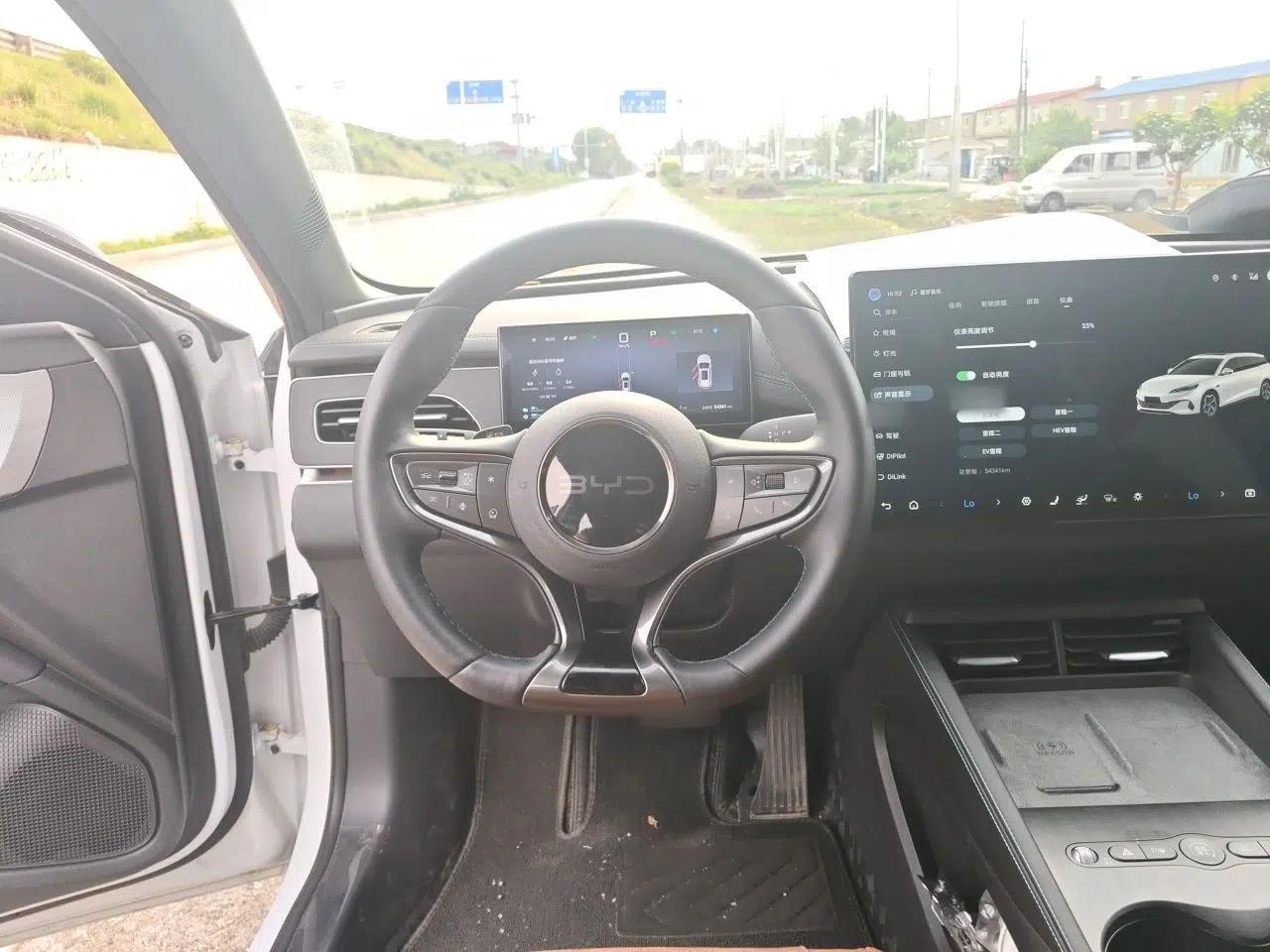 BYD Seal 06 DM-i Touring 2025 DM-i Touring High-End Model — миниатюра 11