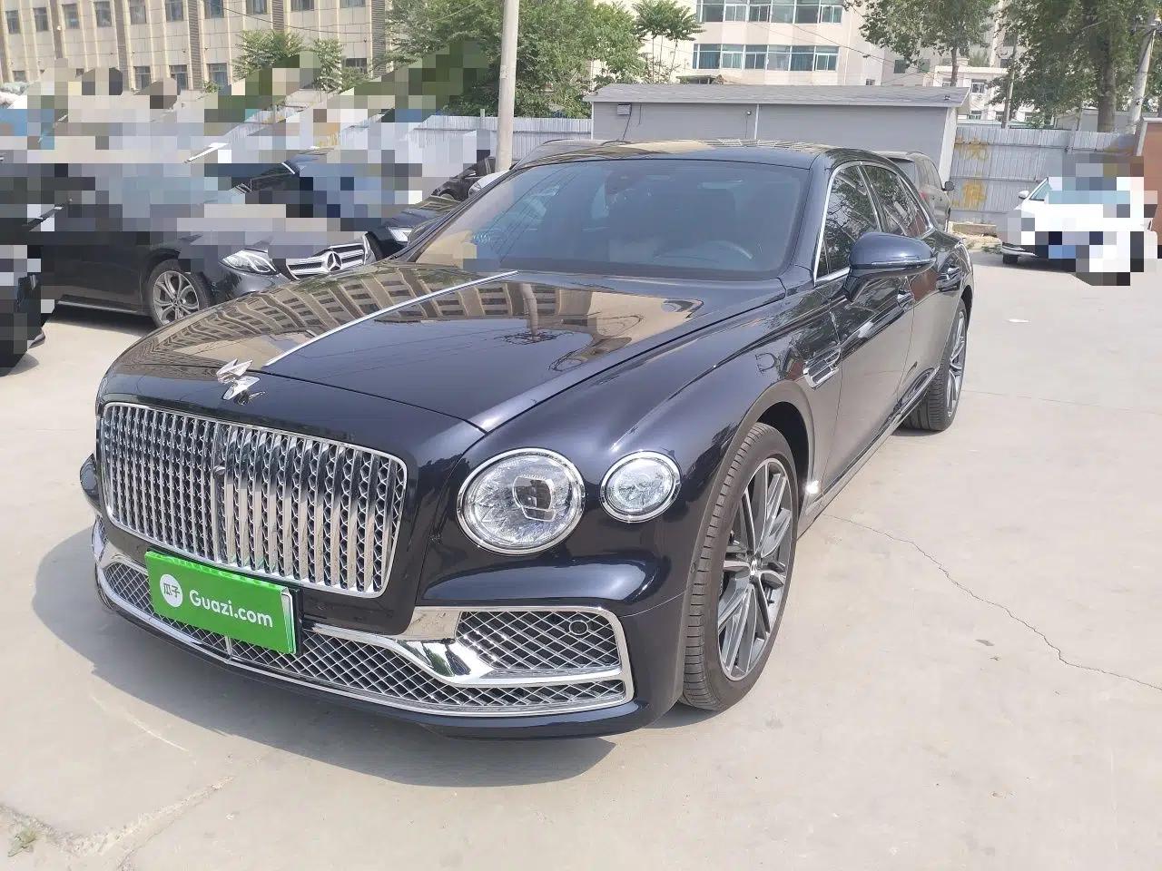 Bentley Flying Spur Plug-in Hybrid 2022 2.9T V6 Hybrid — миниатюра 1