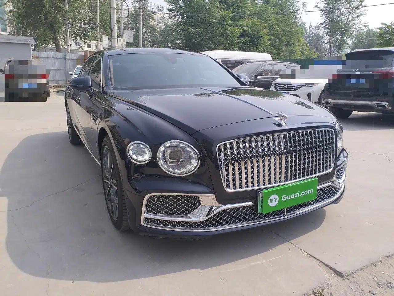 Bentley Flying Spur Plug-in Hybrid 2022 2.9T V6 Hybrid — миниатюра 3