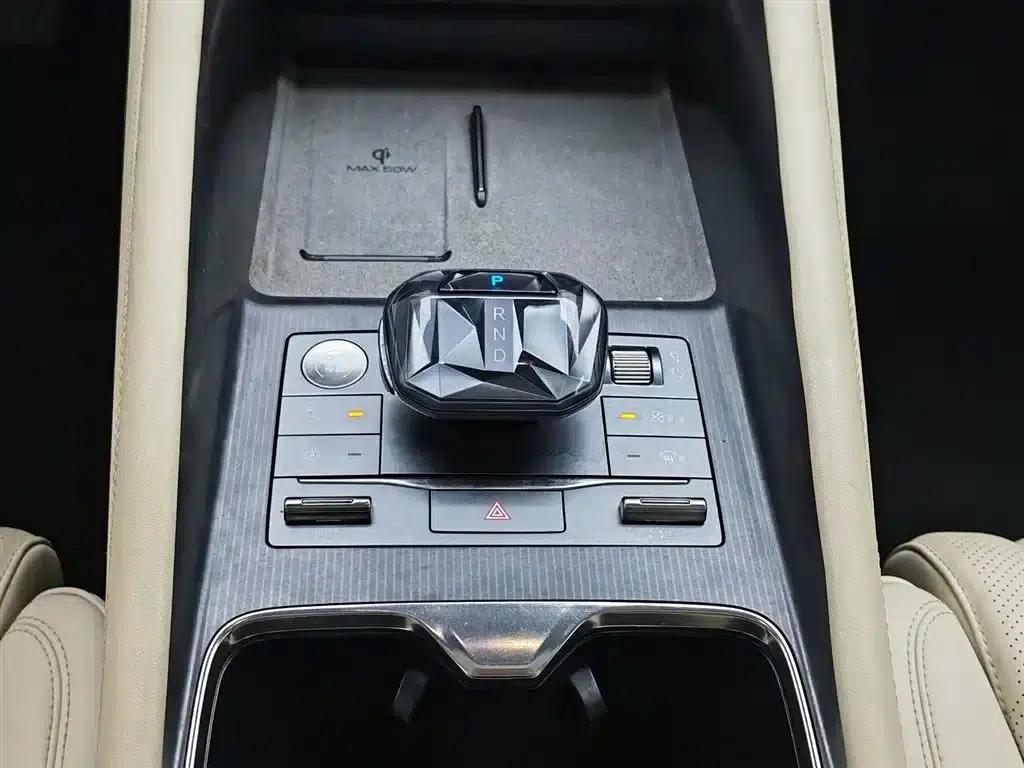 Song L EV 2024 550km Excellent Edition — миниатюра 13