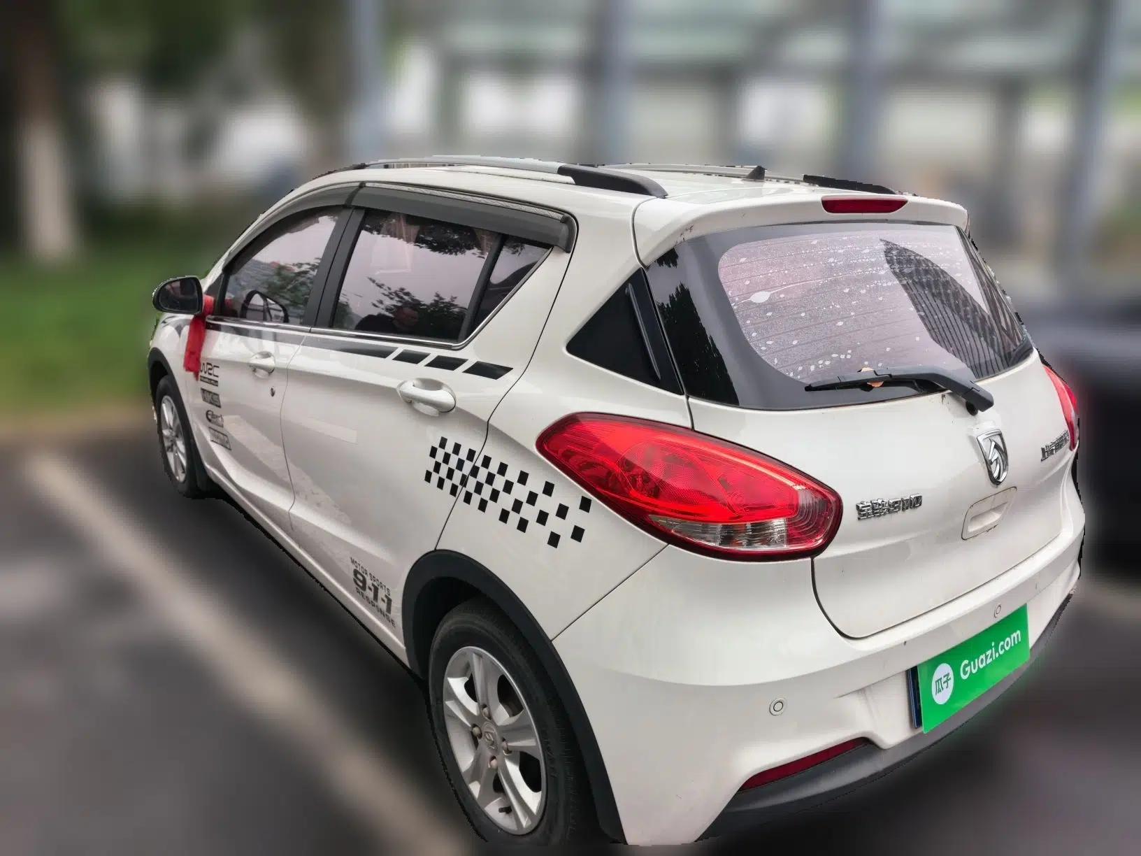 Baojun 310 2016 1.2L Manual Luxury Model — миниатюра 4