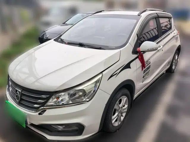 Baojun 310 2016 1.2L Manual Luxury Model