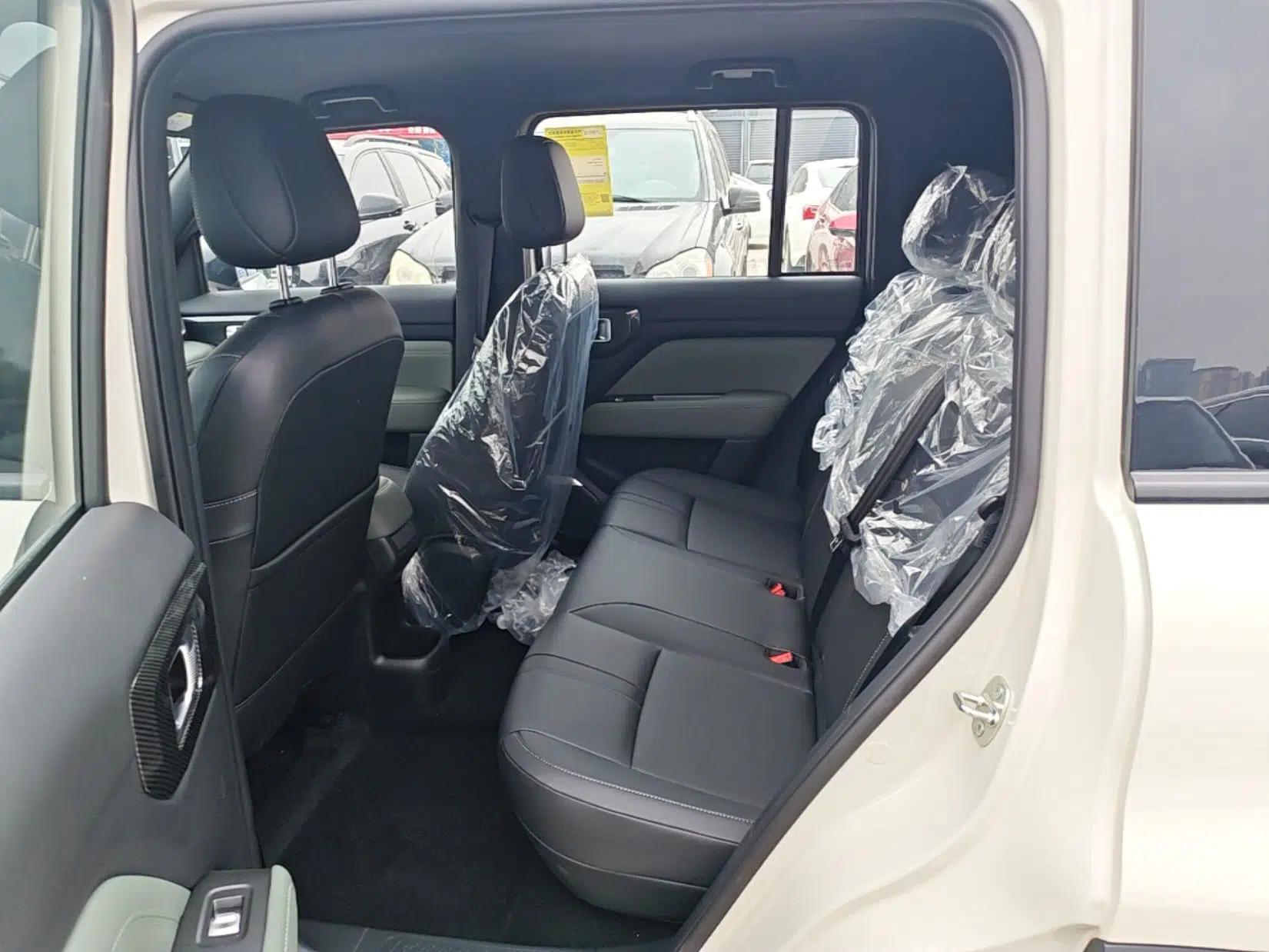 Baojun Spark EUV 2026 301km Flagship Edition — миниатюра 20