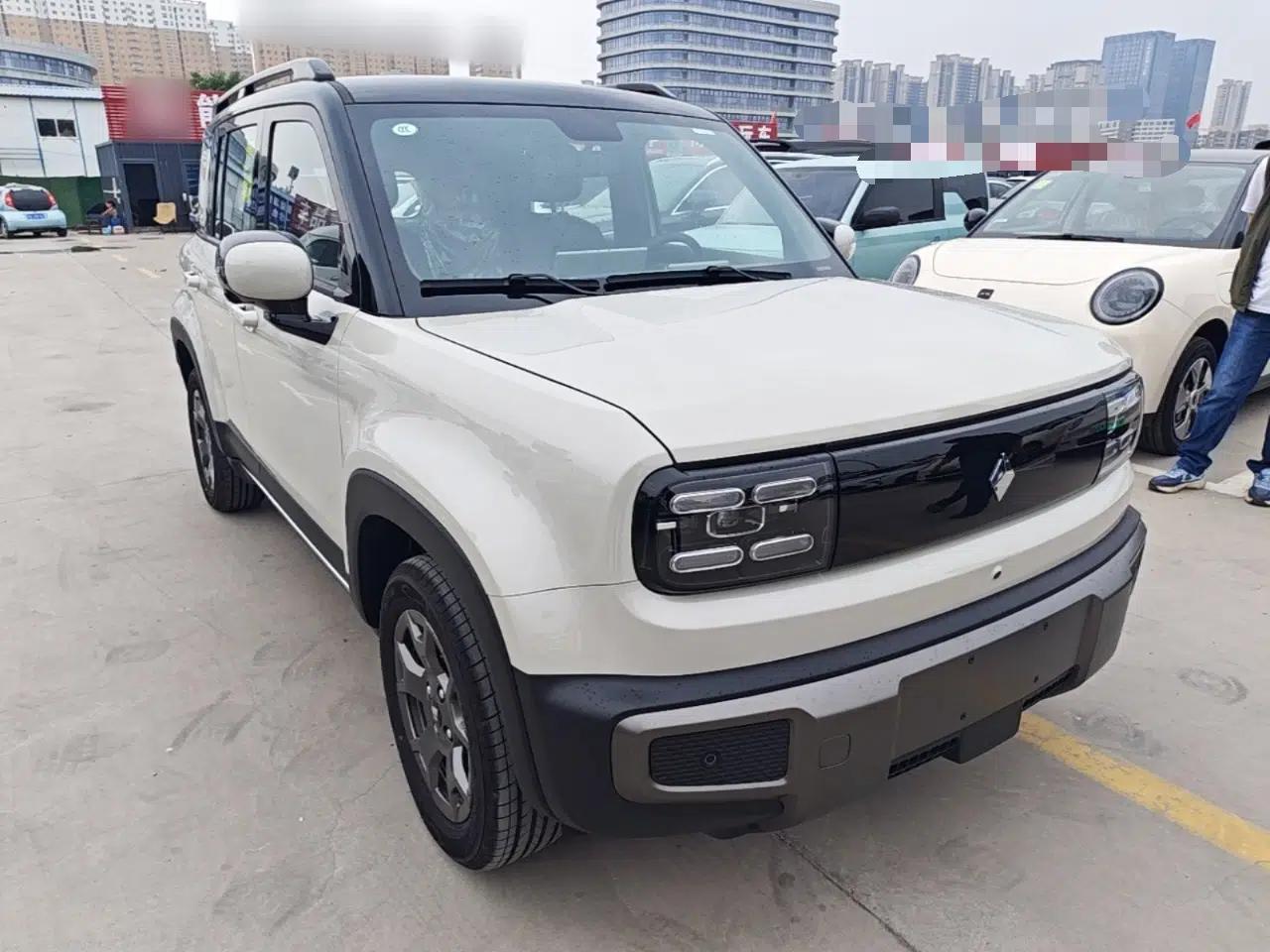 Baojun Spark EUV 2026 301km Flagship Edition — миниатюра 3
